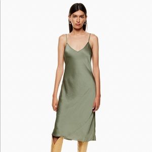 Wilfred Only Slip Midi Dress, Bitter Sage